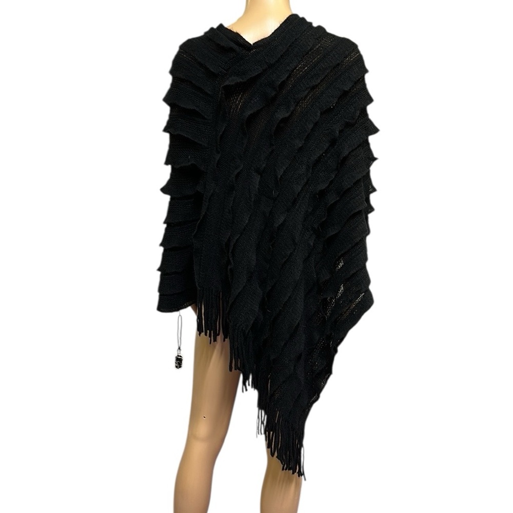 Max Sport Asymmetrical Black Fringed Poncho Sweater Never Worn One Size - Picture 5 of 7